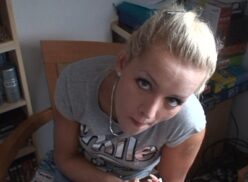 Czech Amateurs 6 – Beautiful and horny blonde