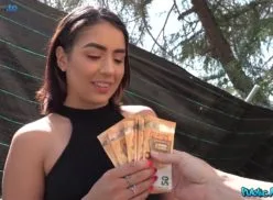 Public Agent – Fake agent eating new tourist