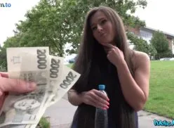 Public Agent – He posed as a modeling agency and fucked a college girl