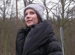 Public Agent – Pretty Babe Stuffs Her Pussy With Stranger’s Cock For Fun