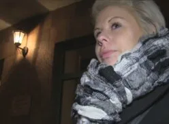 Public Agent – Short Haired Woman Gets A Special Offer For Stranger’s Cock – Brithany Wild