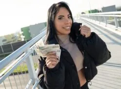 Public Agent – Banging Bubble Butt Babe